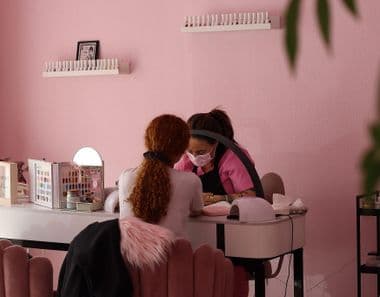 Estética Manos y Pies en Venta